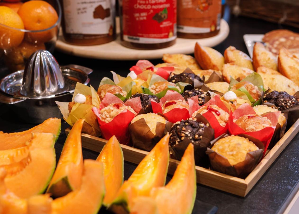Hotel De Noailles 3*